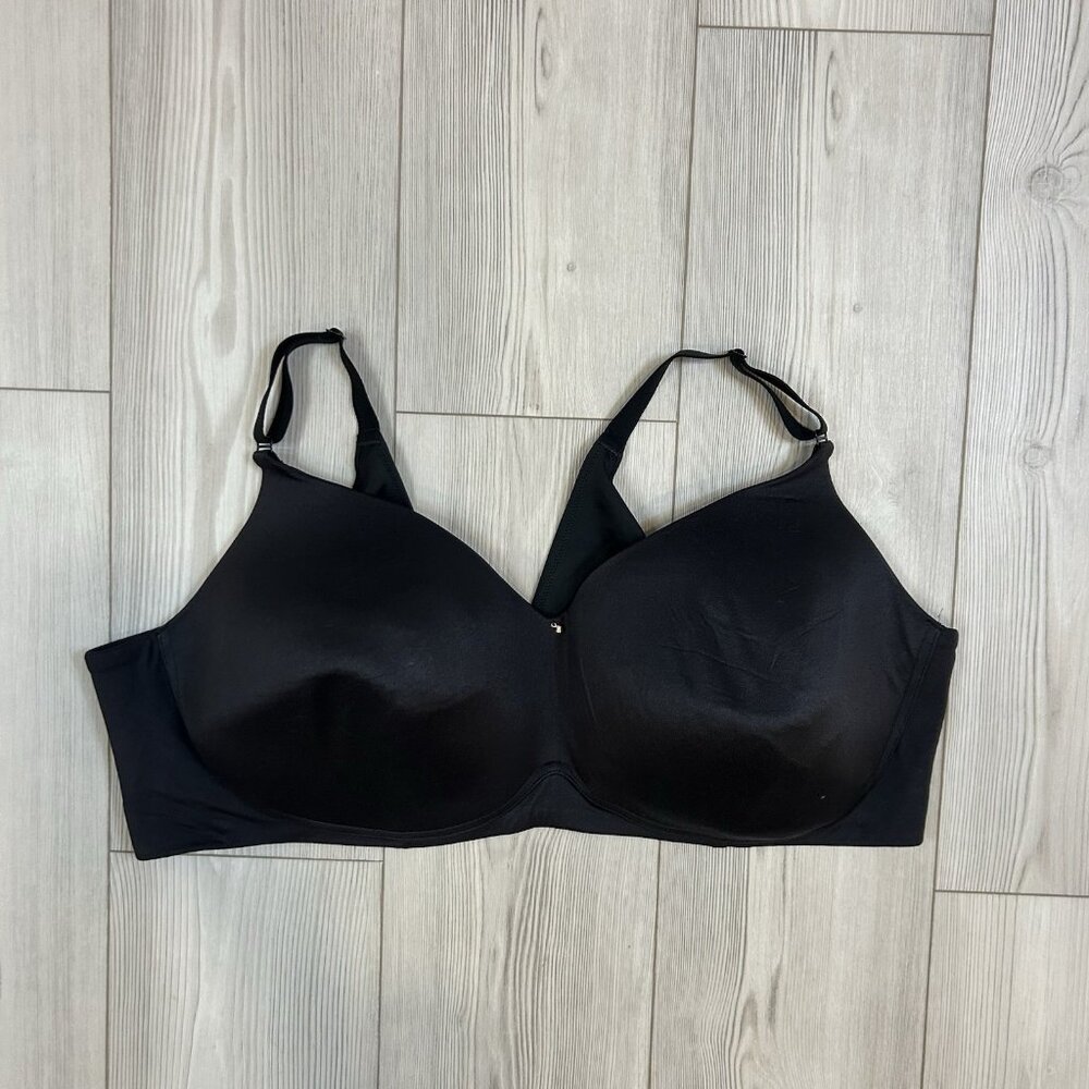 Cacique‎ Size 50DDD Lightly Lined No-Wire Black Bra Adjustable Wireless Comfort